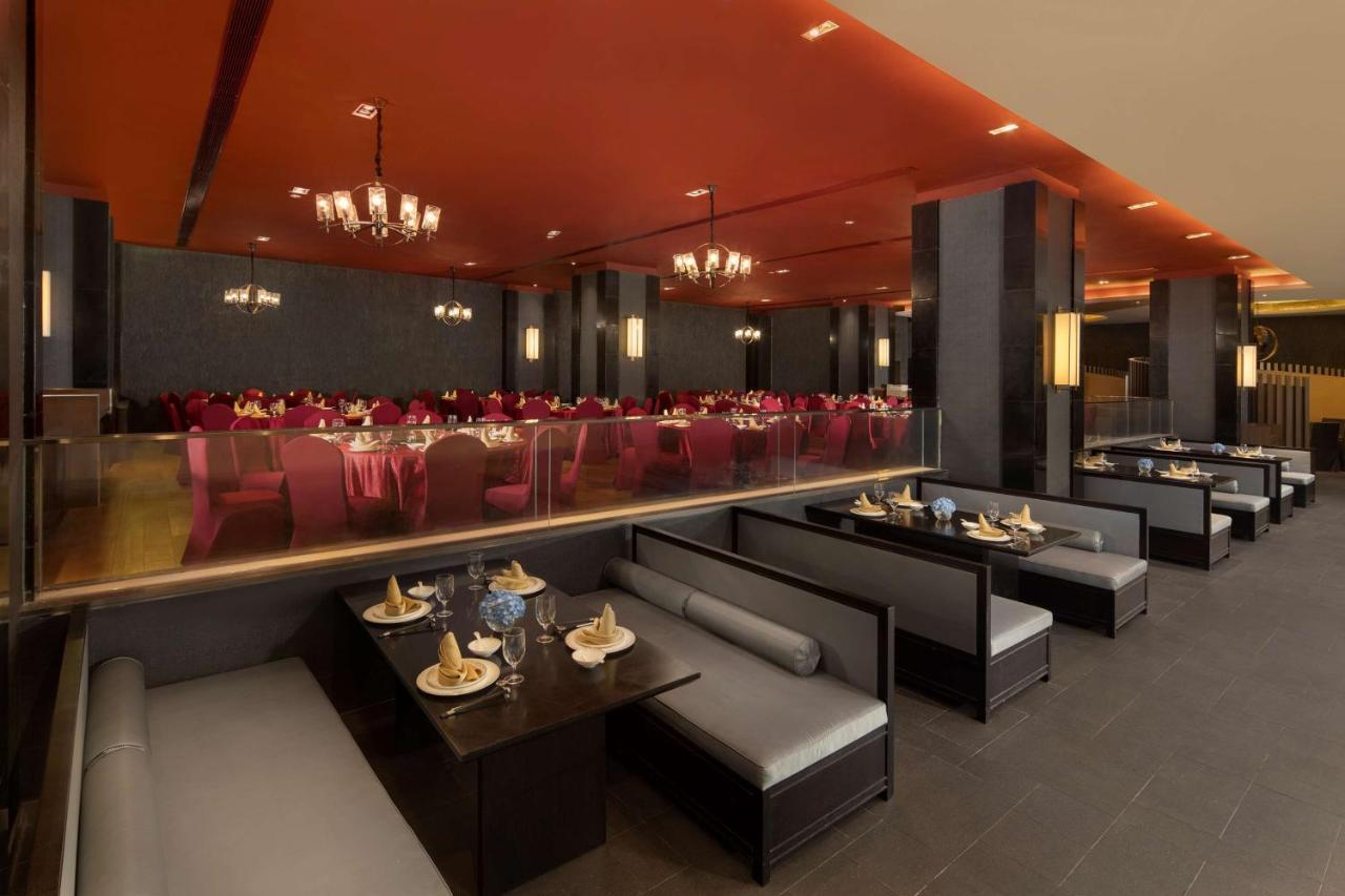 Radisson Blu Hotel Wuhan Etd Zone Экстерьер фото