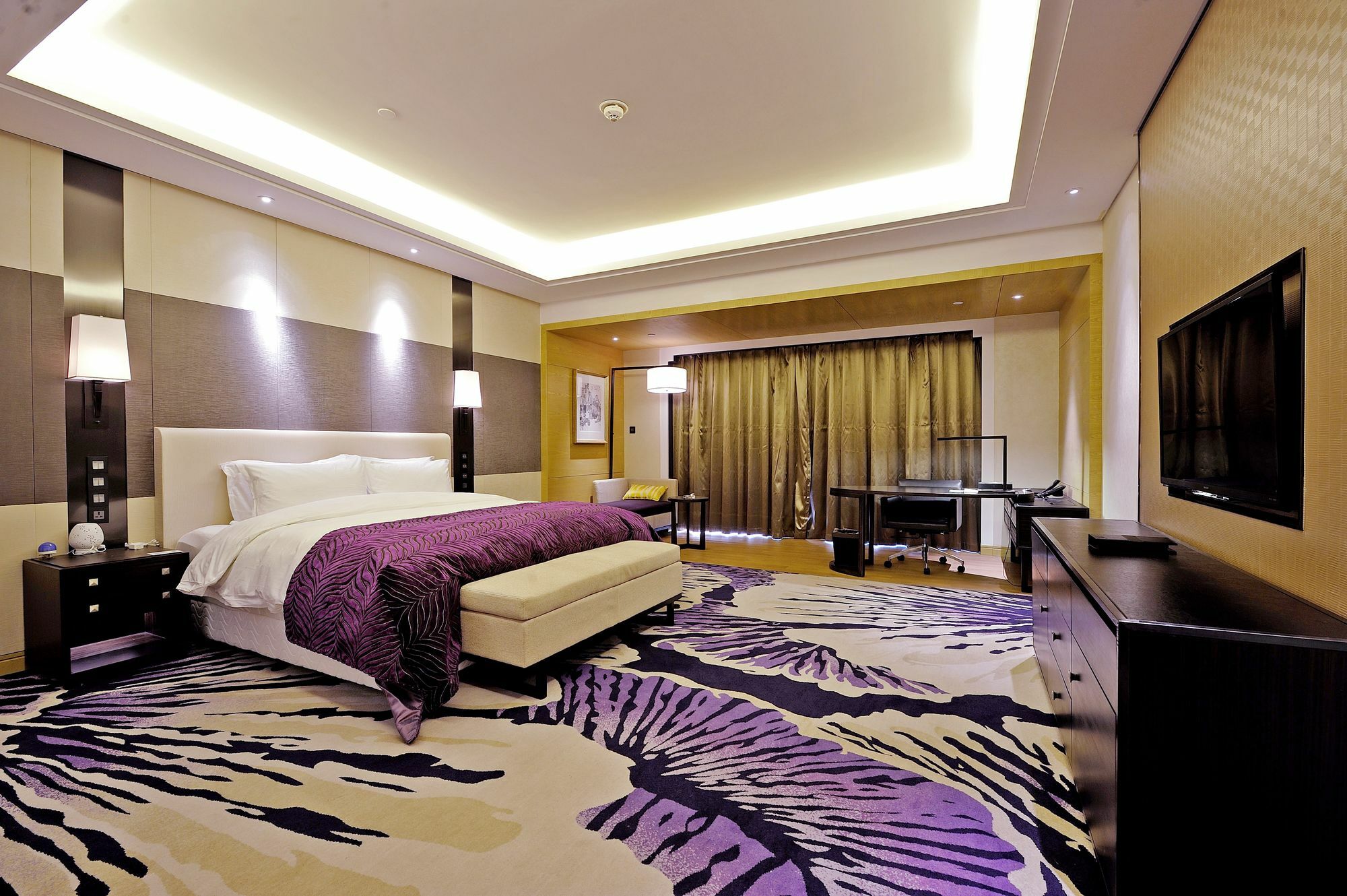 Radisson Blu Hotel Wuhan Etd Zone Экстерьер фото