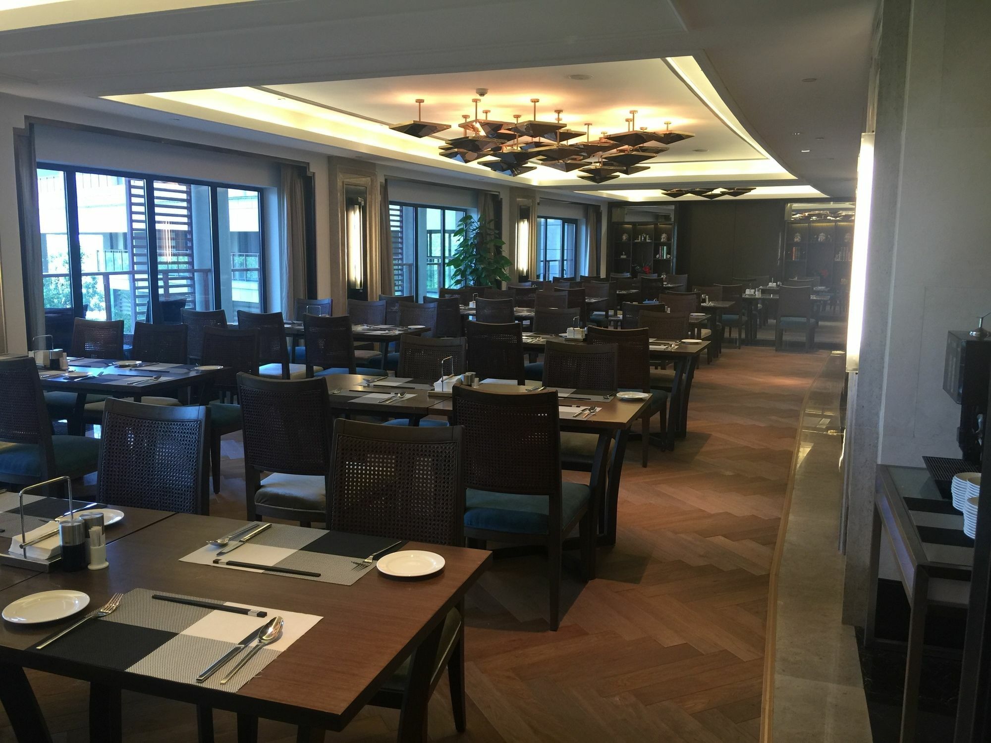 Radisson Blu Hotel Wuhan Etd Zone Экстерьер фото